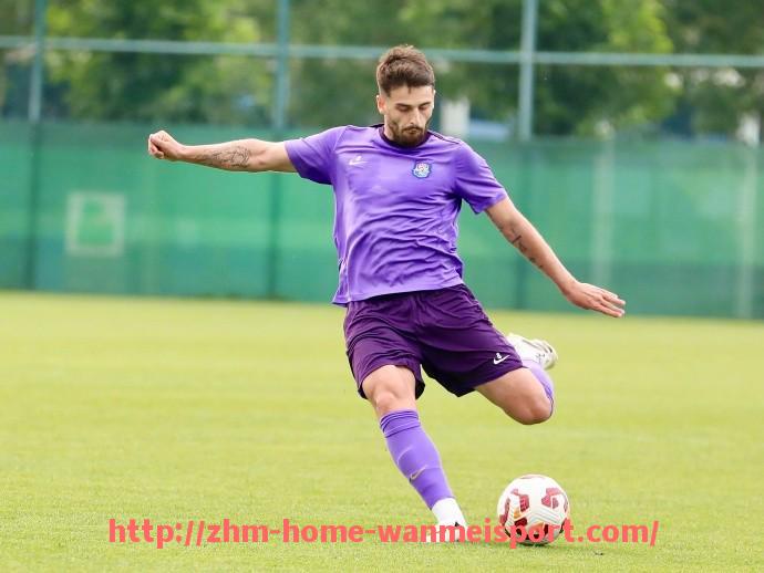 完美体育官方网站-NBA火箭队历届球员名单及历史介绍