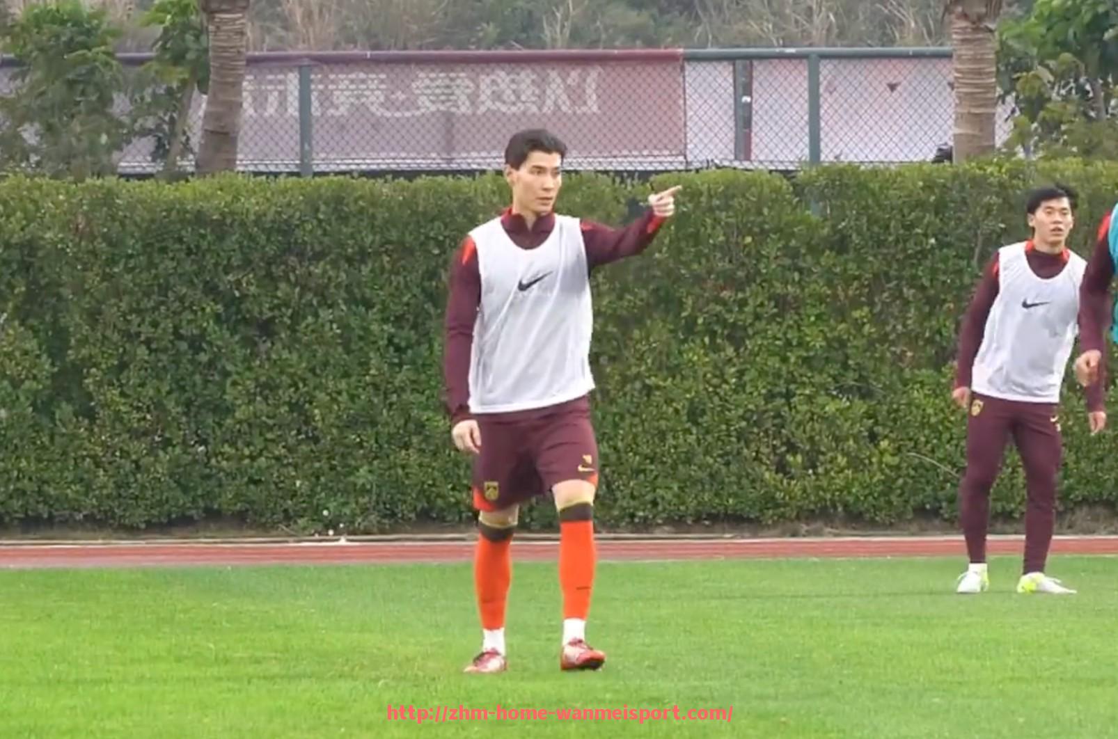 完美体育官方网站-世俱杯官方周边文创商品发展趋势与授权商业模式探讨